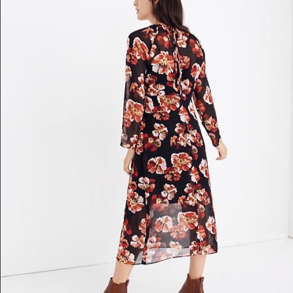 Madewell Shirred Floral Midi Dress - Picture 3 of 4